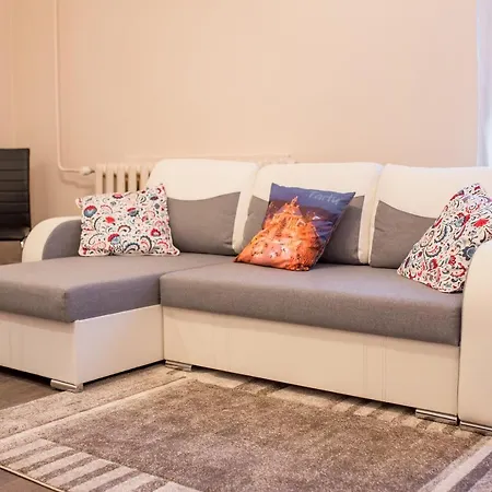 Enjoy Easy Living In Cozy Apt With Free Parking Appartamento